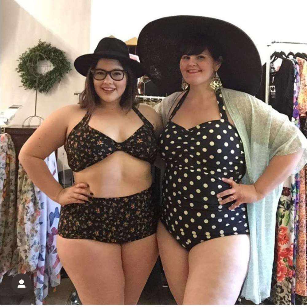 22W Esther Williams Retro Halter Bikini in black floral